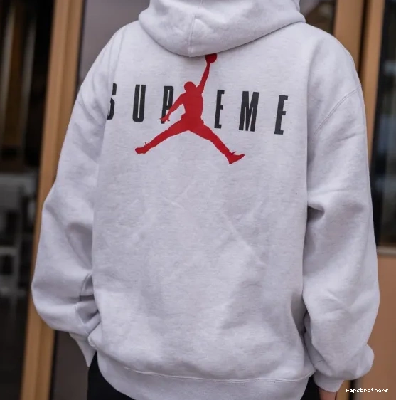 ¥329 SWEATSHIRT HOODED 24FW 0715